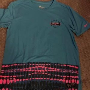Men’s Nike t shirt